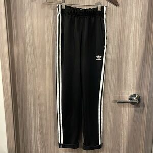 ADIDAS ORIGINALS
Black Adicolor Boyfriend Track Pants Size XXS